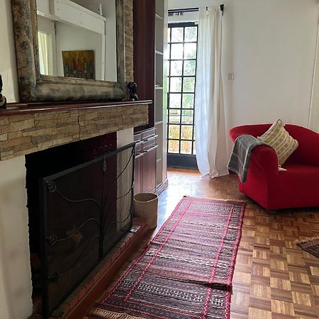 Готель Hob House Gachie Екстер'єр фото