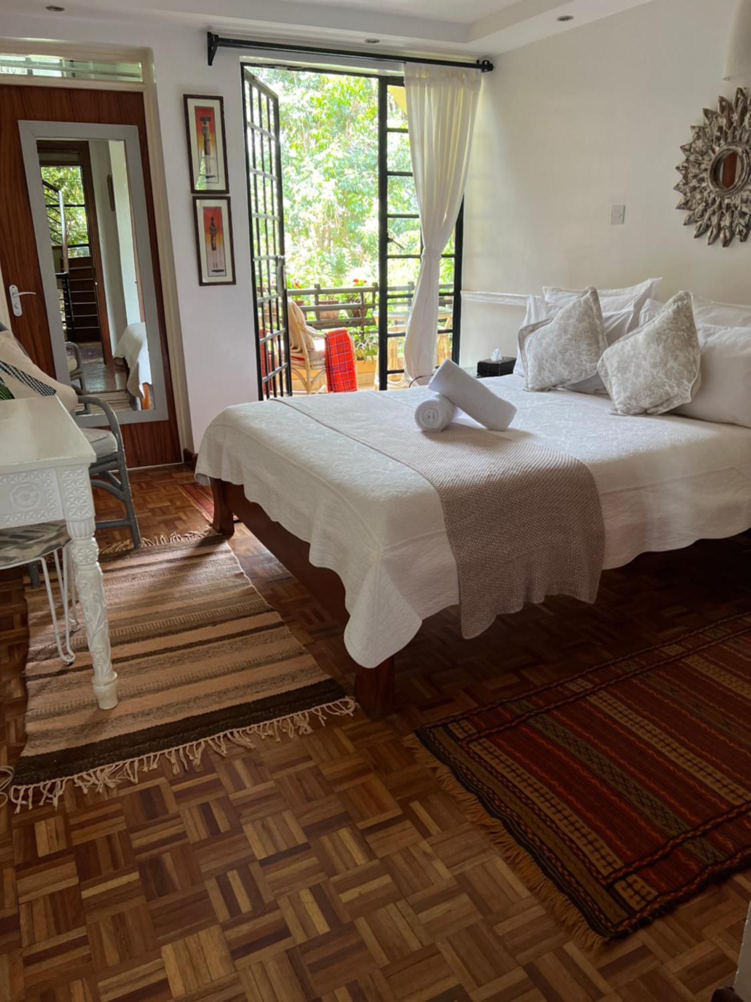 Готель Hob House Gachie Екстер'єр фото